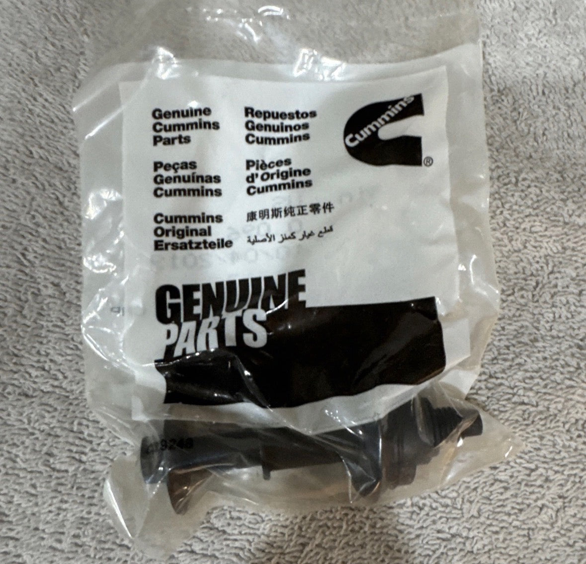 Cummins Captive Isolator Screwcap 3959400